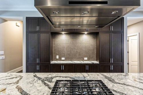 2908 Hermance Dr, Atlanta GA  30319-2704 exterior
