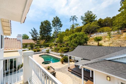 10228 Overhill Dr, Santa Ana CA  92705-1595 exterior