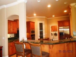 16610 Fortune Way, Anderson, CA 96007-8548