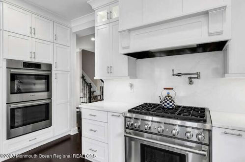 15 Pegasus Dr, Tinton Falls NJ 07724-2875 exterior