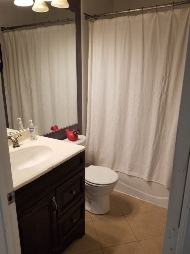 1215 Evergreen Dr, Carol Stream IL  60188-3307 exterior