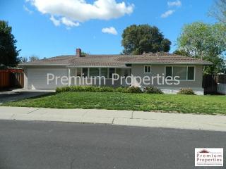 3231 Stanley Ct, Concord CA  94519-2110 exterior