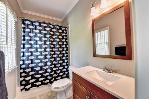 1603 Grant Dr, Atlanta GA  30319-3589 exterior