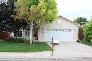 927 Pinecrest Dr, Pueblo, CO 81005-5510