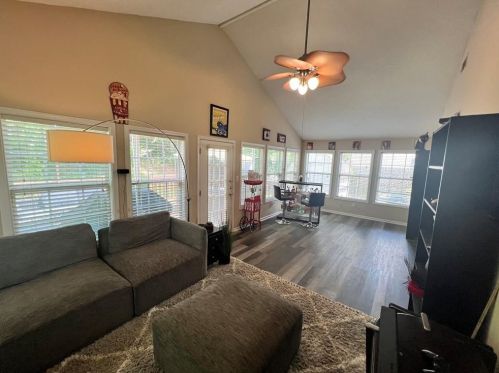 6664 Saganaw Dr, Rex GA 30273-2227 exterior