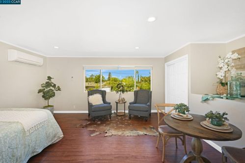 4375 Dorset Ct, Concord CA  94521-4220 exterior