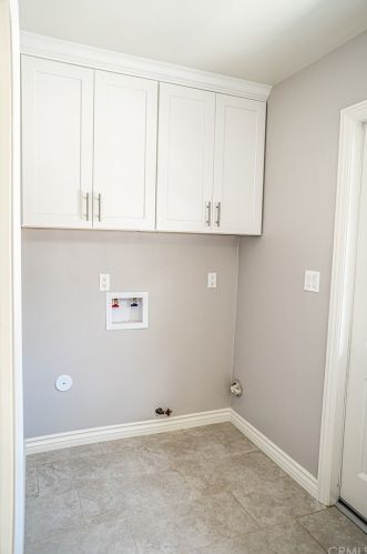 1237 Eisner Pl, Anaheim CA  92801-4704 exterior