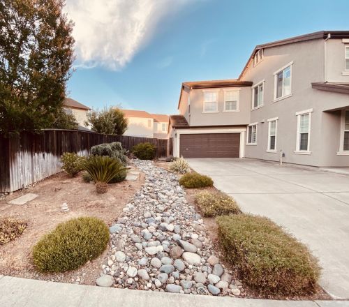 9418 Clift Ct, Elk Grove, CA 95624-6005