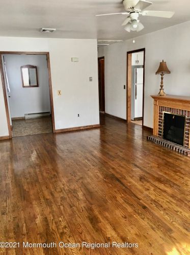 2904 Nokomis Pl, Point Pleasant Beach, NJ 08742-3546