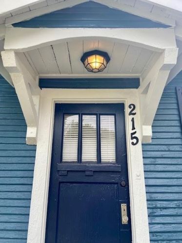 215 Phillips St, Conroe TX  77301-2815 exterior