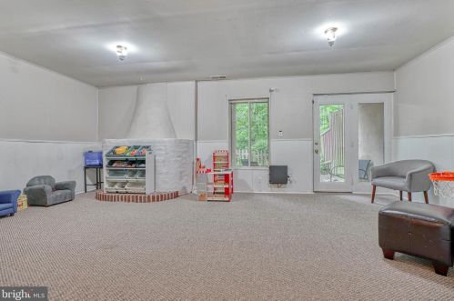 9620 Basket Ring Rd, Columbia MD  21045-3418 exterior