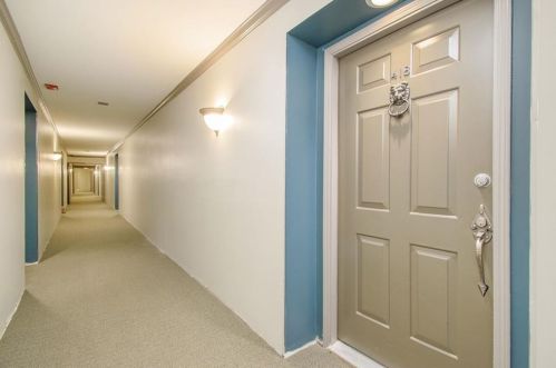 1418 Highland Bluff Dr, Atlanta, GA 30339-3234