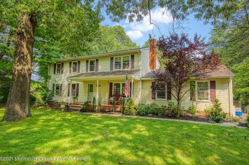 1314 Maxim Southard Rd, Wall Township, NJ 07731-8638
