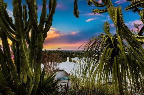 1451 Foothill Blvd, Santa Ana CA 92705-2511 exterior