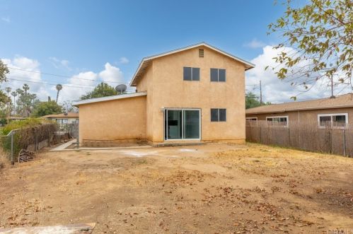 7681 Freda Ave, Riverside CA  92504-4432 exterior