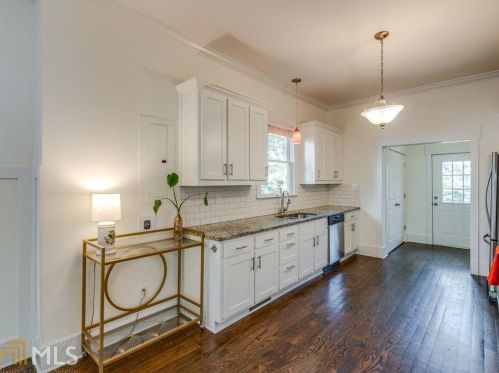 466 Hemlock Cir, Atlanta GA  30316-1838 exterior