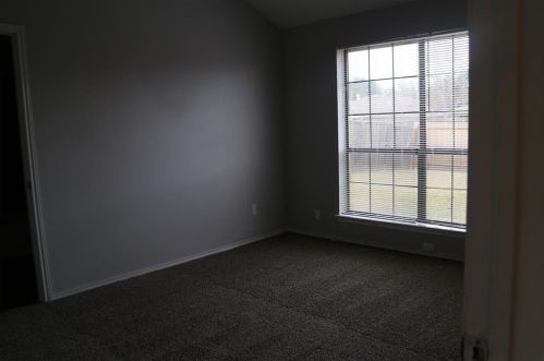 207 Cole St, Garland TX  75040-3746 exterior