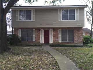 8315 Twin Hills Dr, Houston TX  77071-1213 exterior