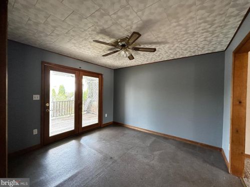 309 Fleet St, Primrose PA 17901-3725 exterior