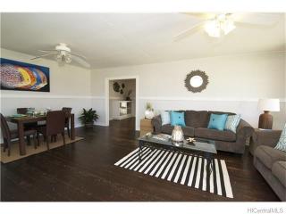 244 Awakea Rd, Kailua, HI 96734-3447