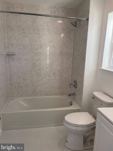 131 Clearview Ave, Trenton NJ  08619-1217 exterior