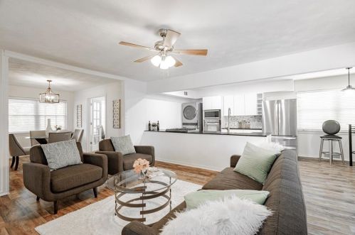 9930 Cloister Dr, Dallas TX  75228-3617 exterior