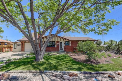 922 Heather Dr, Loveland, CO 80537-6741