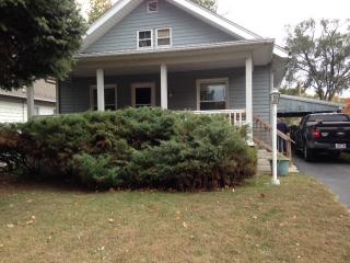 1124 Summer St, Pekin IL  61554-4450 exterior