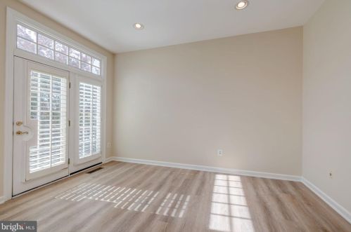 6235 Levi Ct, Springfield VA  22150-1190 exterior