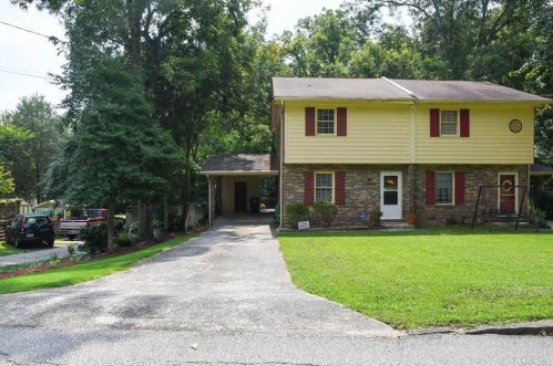 2586 Reagin St, Lithonia, GA 30058-4568