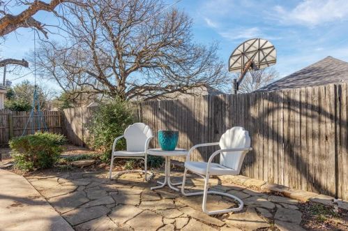 7309 Century Dr, Fort Worth TX 76140 exterior