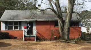 466 Mcphee Dr, Fayetteville, NC 28305-5146