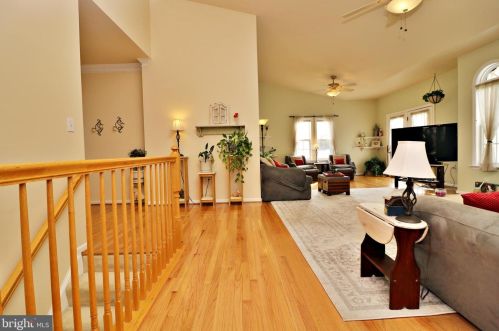 34 Colonel Miles Ct, Harpers Ferry WV 25425-3109 exterior