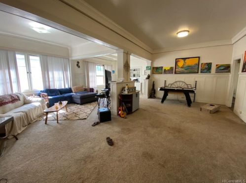 1142 8th Ave, Honolulu HI  96816-2402 exterior