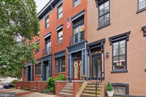 1704 Green St, Philadelphia, PA 19130-3912