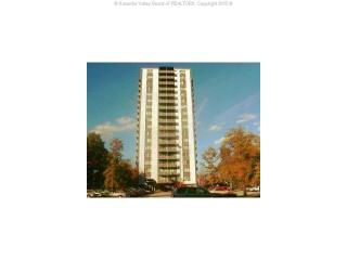 1800 Roundhill Rd, Charleston WV  25314-1572 exterior