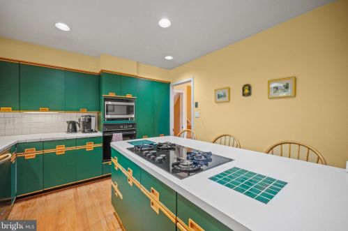 1116 Tanley Rd, Silver Spring MD 20904-2841 exterior