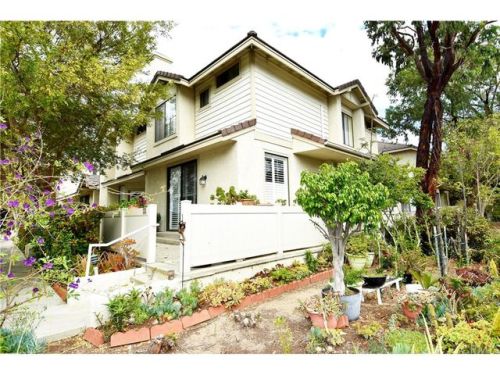 2615 Plaza Del Amo, Torrance CA 90503-7354 exterior