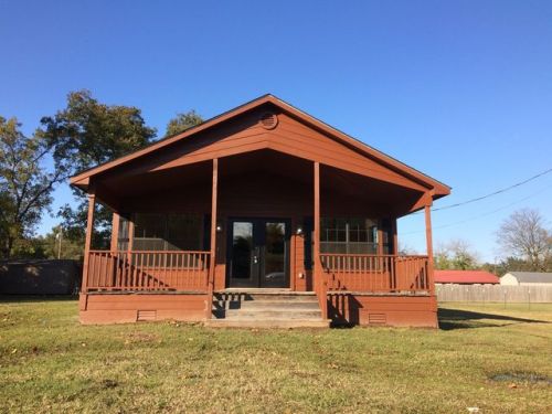 309 Colorado St, Avery, TX 75554-2618