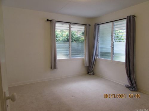2588 Ahekolo St, Honolulu HI  96813-1108 exterior