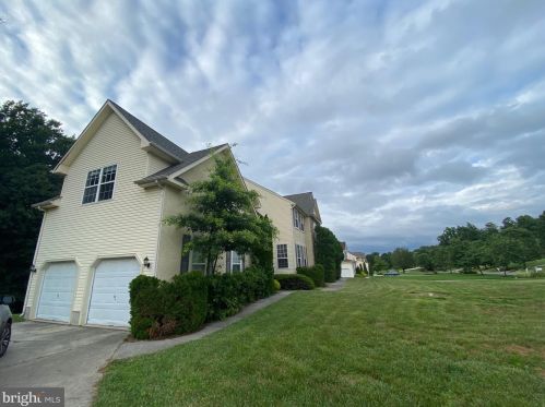133 Hunters Run, Auburn, NJ 08085-3009