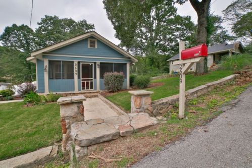 2609 Simpson Ave, Chattanooga, TN 37415-5726