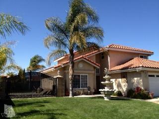 4089 Cedarpine Ln, Moorpark, CA 93021-2856