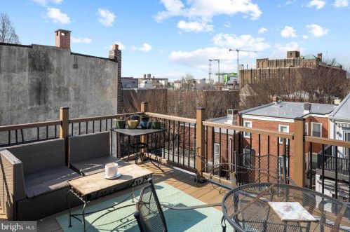 758 10th St, Philadelphia PA 19123-1966 exterior