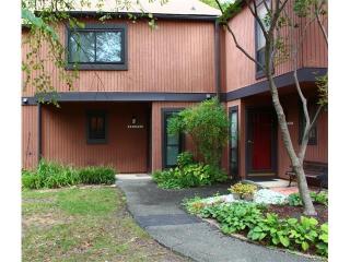 11806 Briar Patch Dr, Midlothian, VA 23113-2372