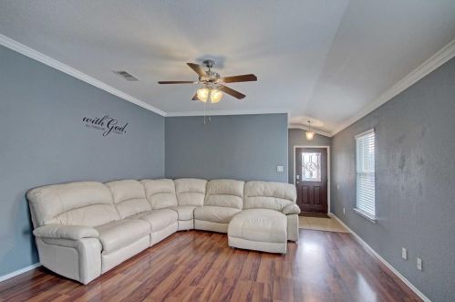 2105 Charmion Ln, Fort Worth TX  76131-1608 exterior