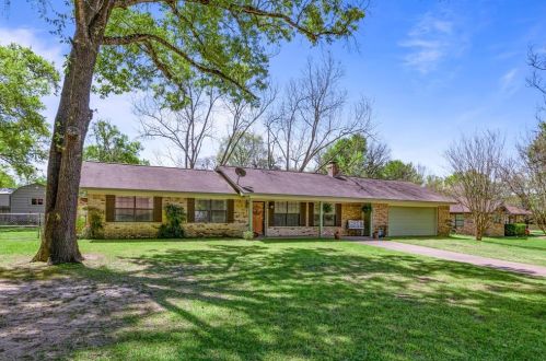 223 Woodland Cir, Mapleton, TX 75835-1339