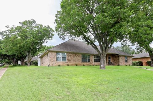 7909 Greenhollow Ln, Dallas, TX 75240-3707