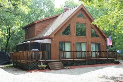 15 Deer Run Dr, Freedom, NH 03836-4355