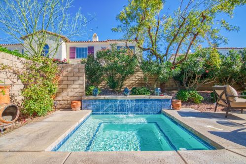 396 Ameno Dr, Palm Springs, CA 92262-0732